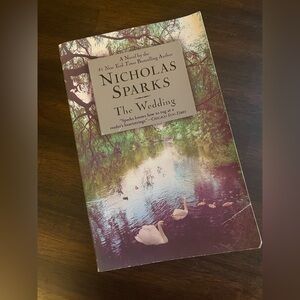 Nicholas Sparks "The Wedding" Paperback Novel - Purple/Green Cover
